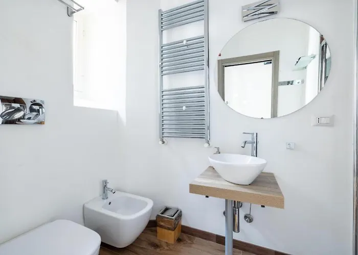 Bright - Private Bath - Center Of Pensión Roma